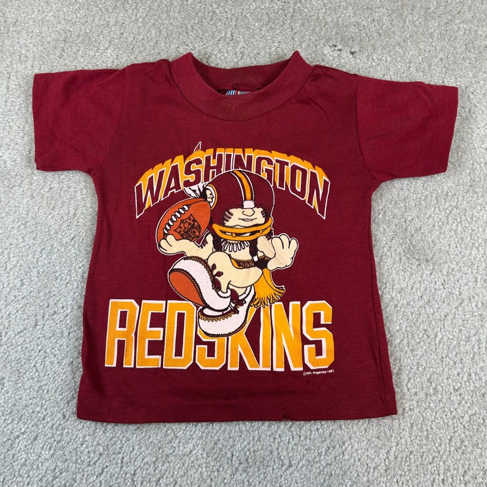 Vintage 1983 Washington Redskins T-Shirt Kids Size S 4 Burgundy NFL Football USA